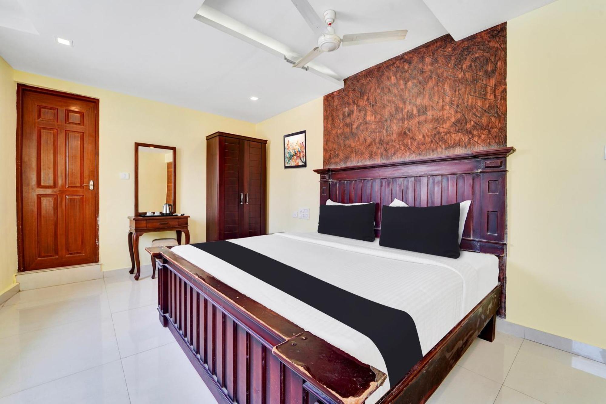 Super Townhouse Ernakulam North Hotel Kochi ภายนอก รูปภาพ