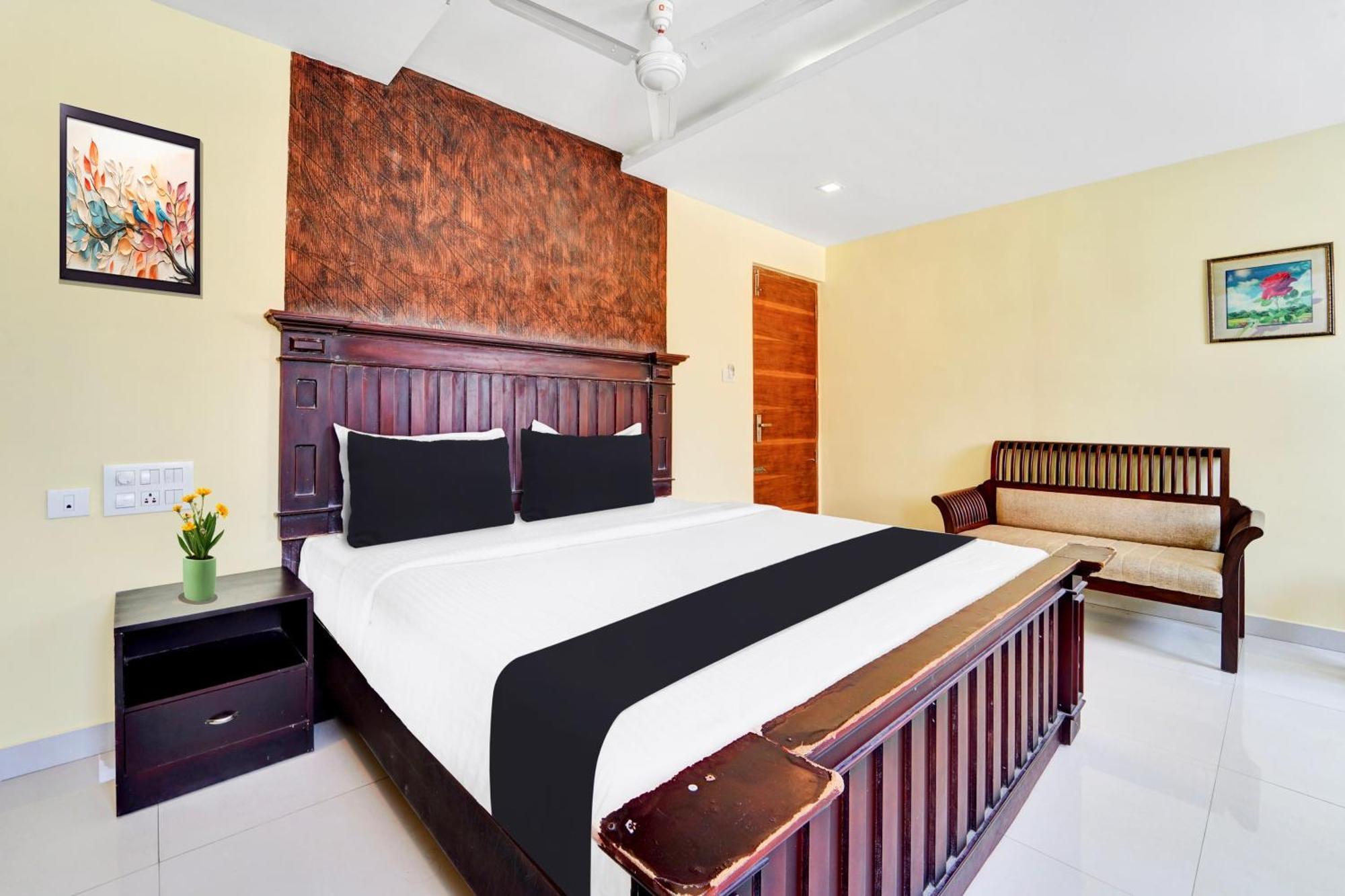 Super Townhouse Ernakulam North Hotel Kochi ภายนอก รูปภาพ